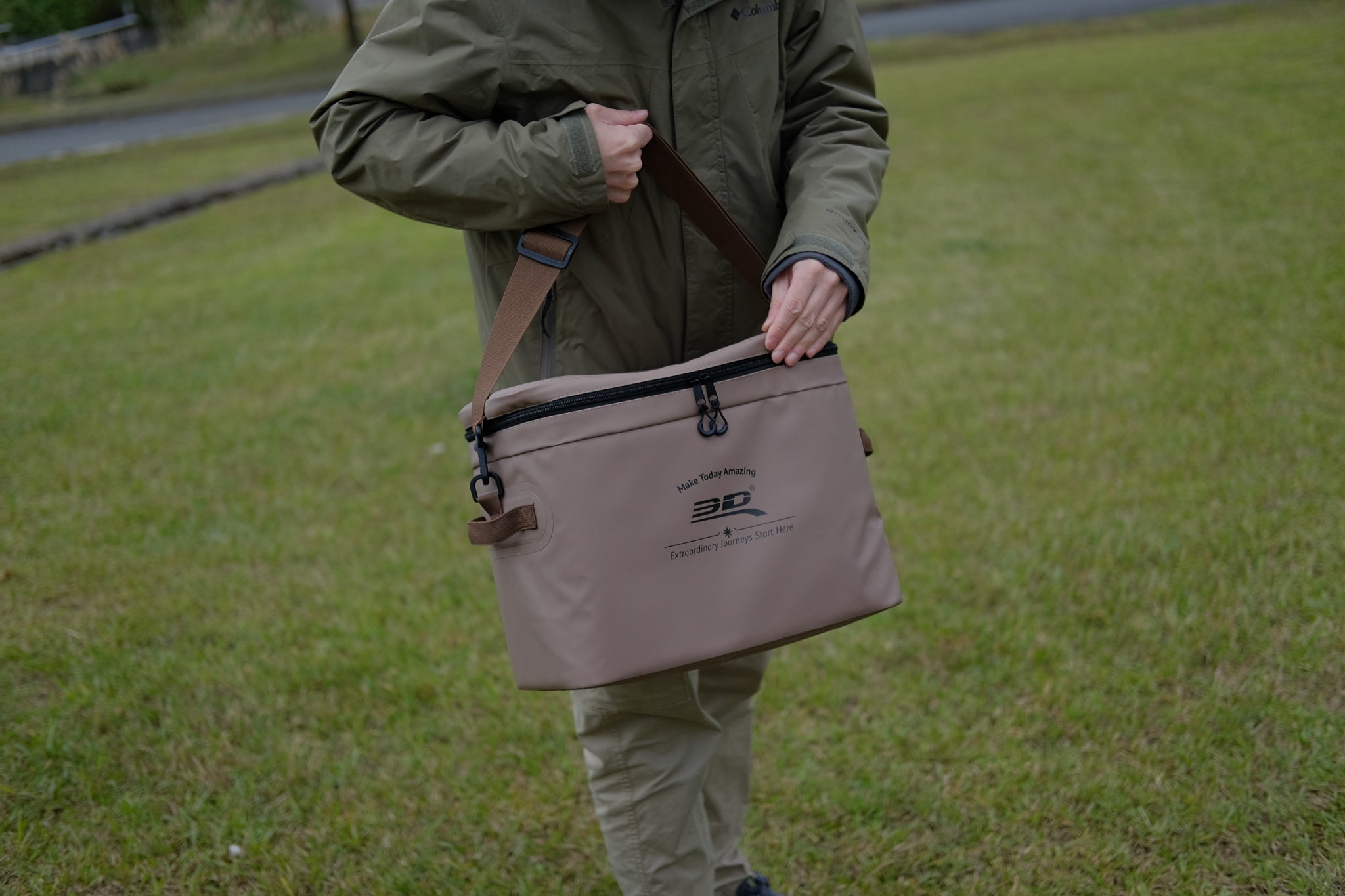3D INSULATED COOLER BAG (20L)