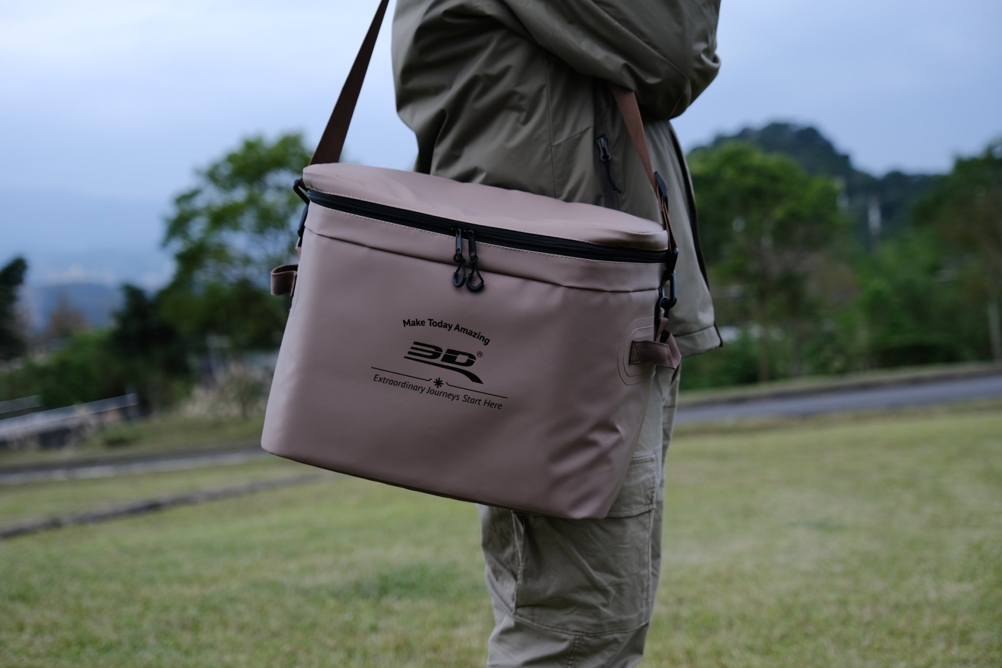 3D INSULATED COOLER BAG (20L)
